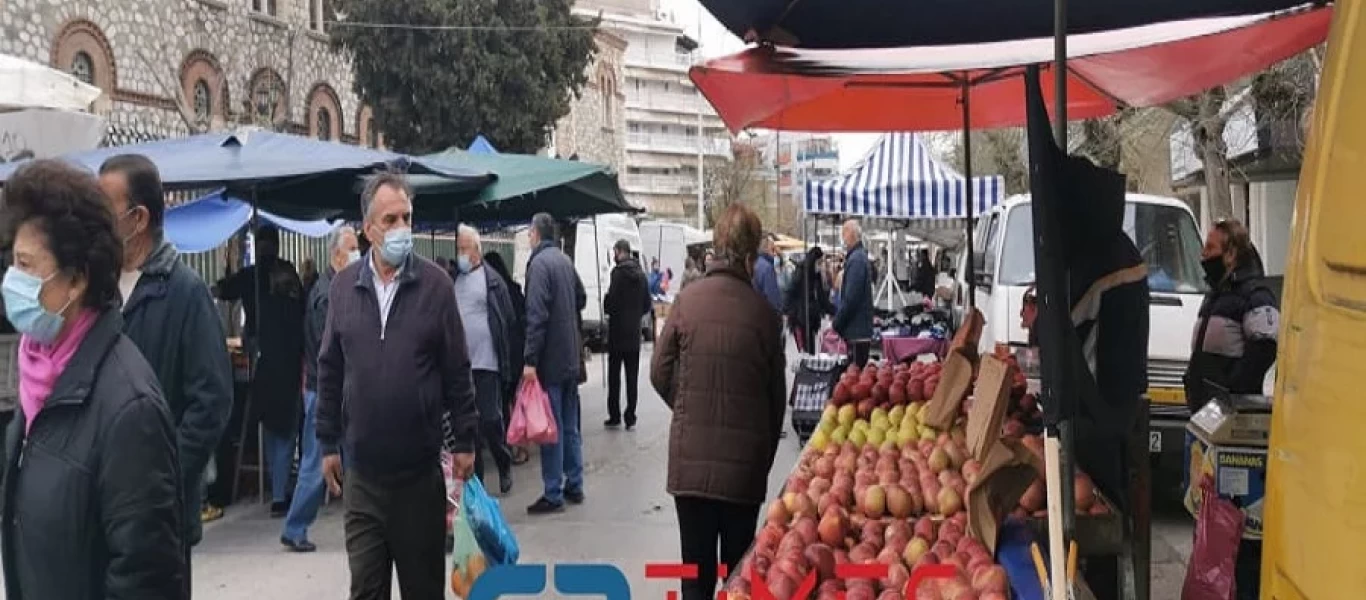 Γέμισαν μαύρες σημαίες οι λαϊκές στη Θεσσαλονίκη - Ως ένδειξη διαμαρτυρίας για το νομοσχέδιο του υπ. Ανάπτυξης (βίντεο)
